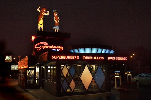 Superdawg drive-in